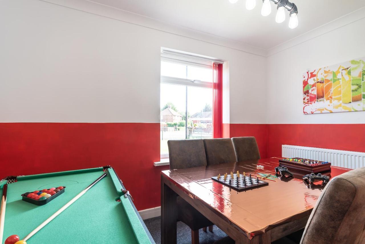 Aseda 4 Bedroom Private Parking, Game Zone -Pool Table, Garden Home Kingston upon Hull Bagian luar foto