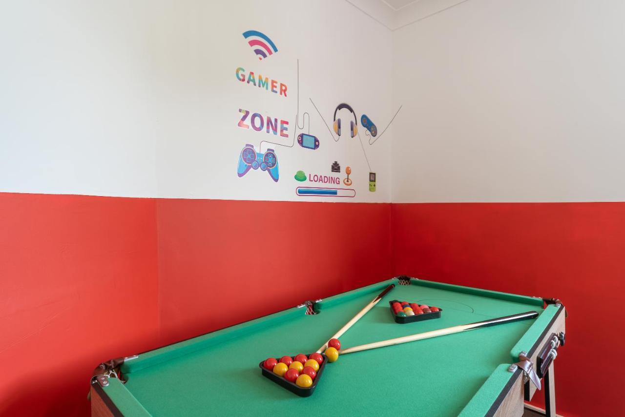 Aseda 4 Bedroom Private Parking, Game Zone -Pool Table, Garden Home Kingston upon Hull Bagian luar foto
